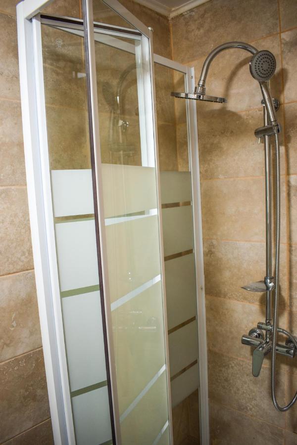 B House Rooms Iasi Exterior foto